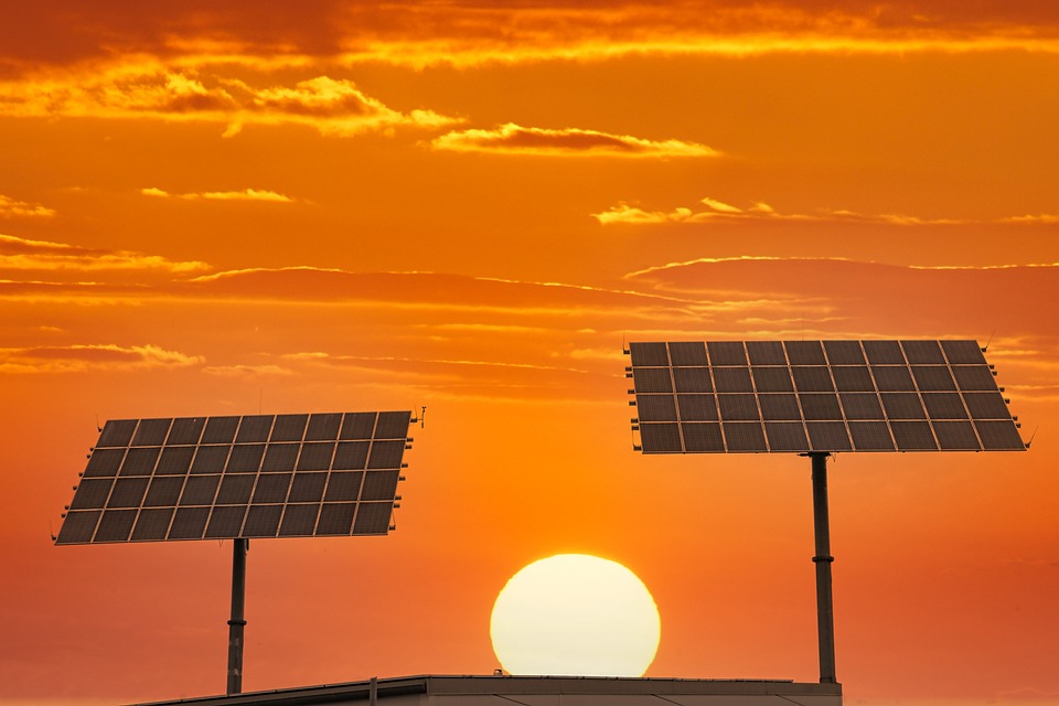 How Long Do Solar Panels Last?
